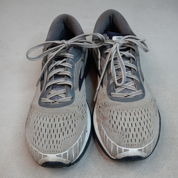 Brooks Mens Adrenaline GTS 18 Running Shoes Gray, main image 7